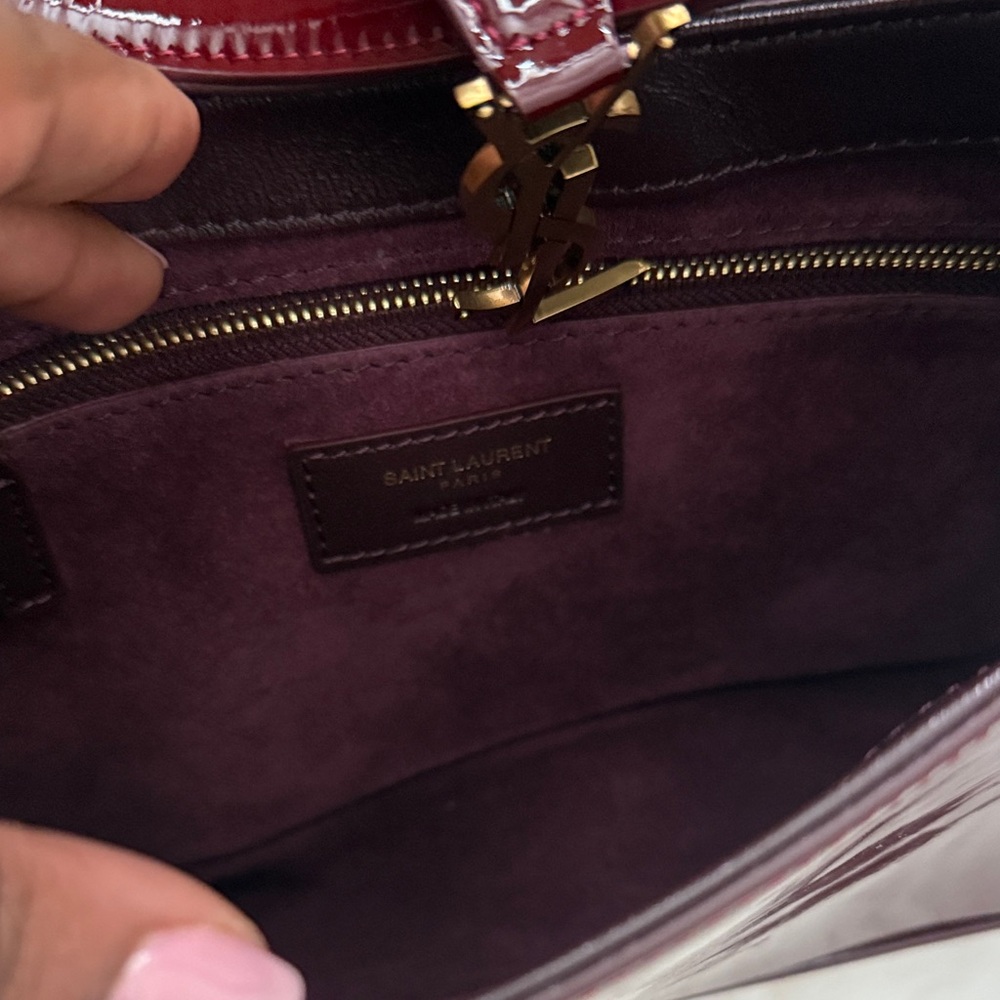 Saint Laurent Deep Red Patent Shoulder Bag - Picture 5 of 5